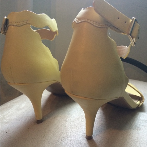 Chinese Laundry Heels - Picture 6 of 7